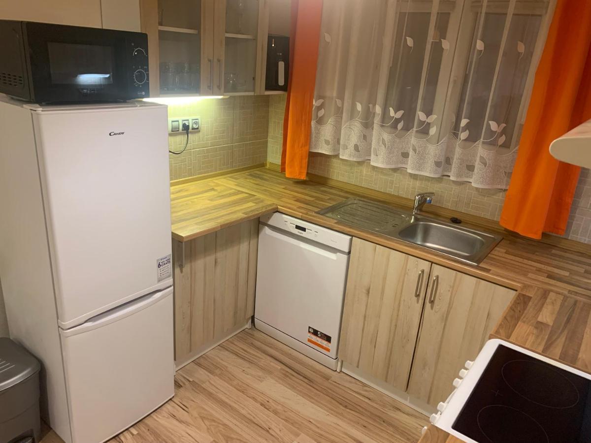 Apartman Slunecnice S Terasou Ceske Budejovice Buitenkant foto